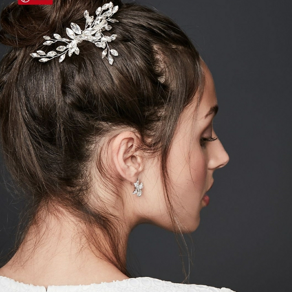 NWT bridal Hairpiece